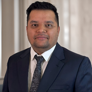Dr. Vivek Acharya